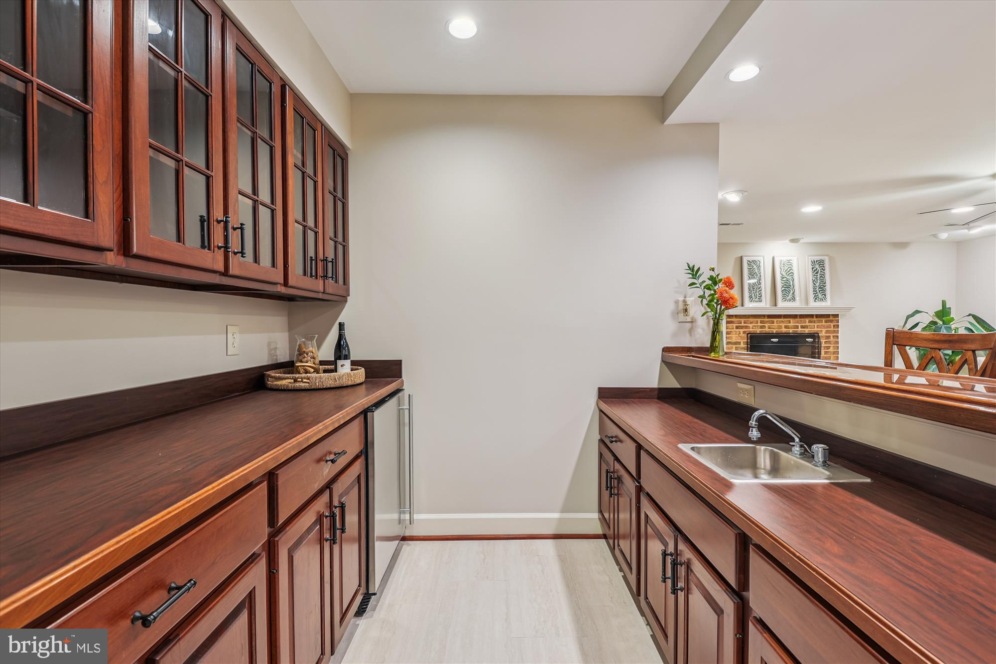 FOX DEN ESTATES - Residential