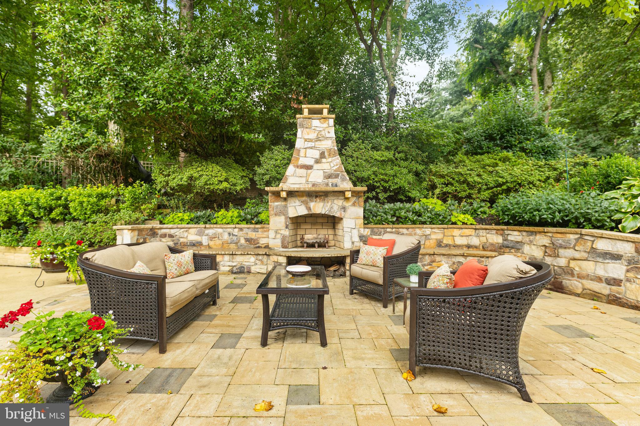 12178 BRECKNOCK STREET