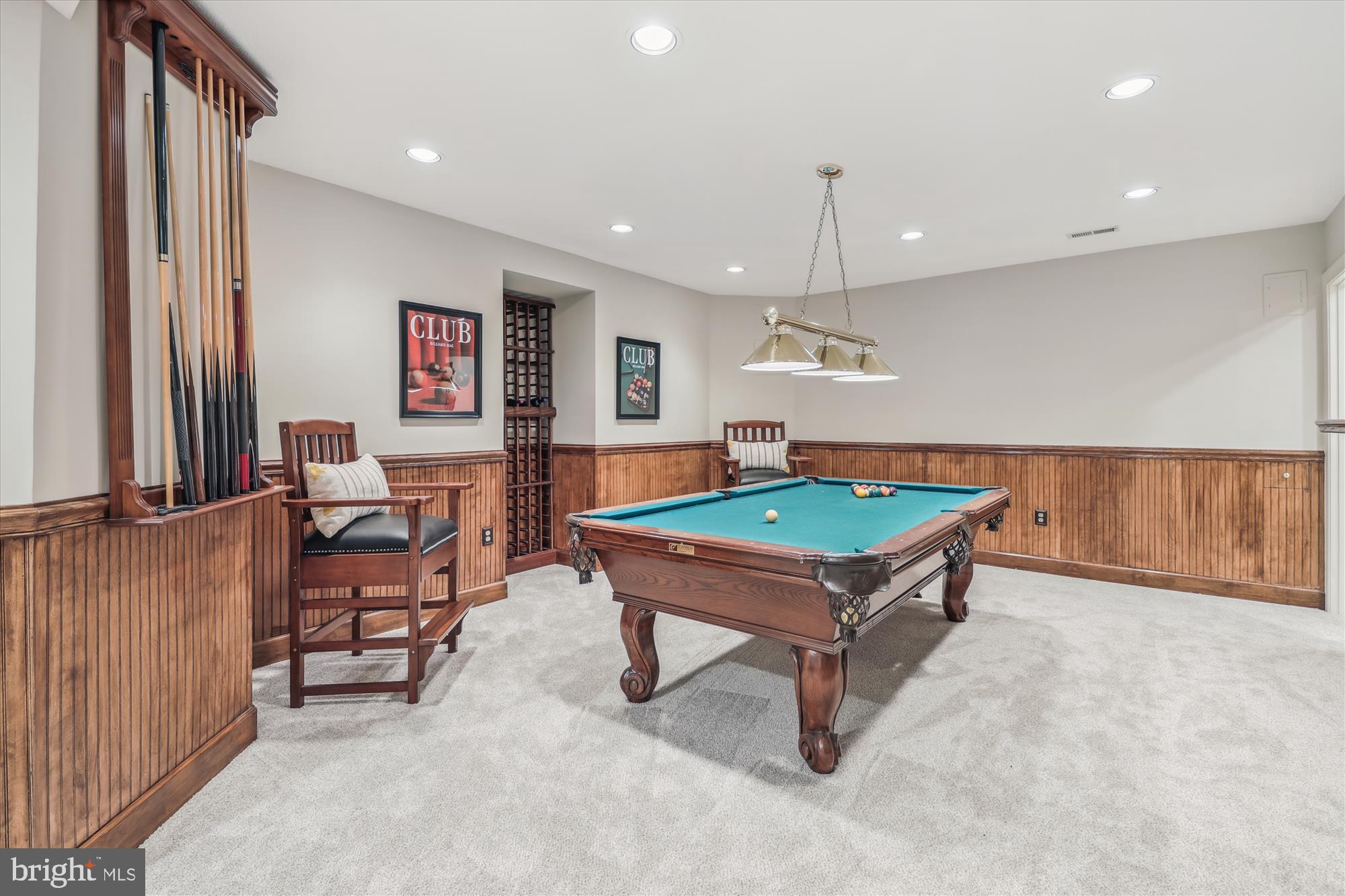 FOX DEN ESTATES - Residential