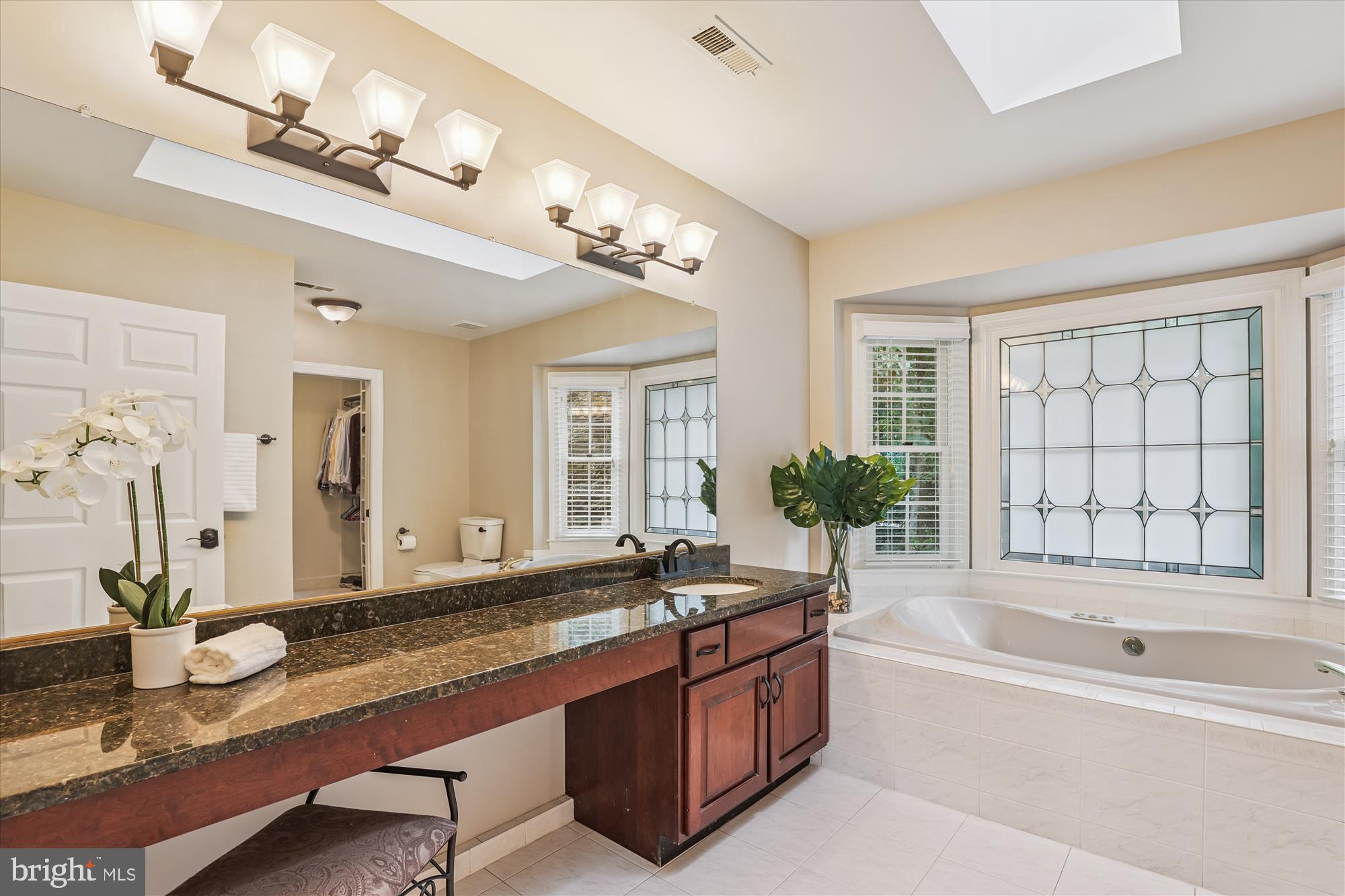 FOX DEN ESTATES - Residential