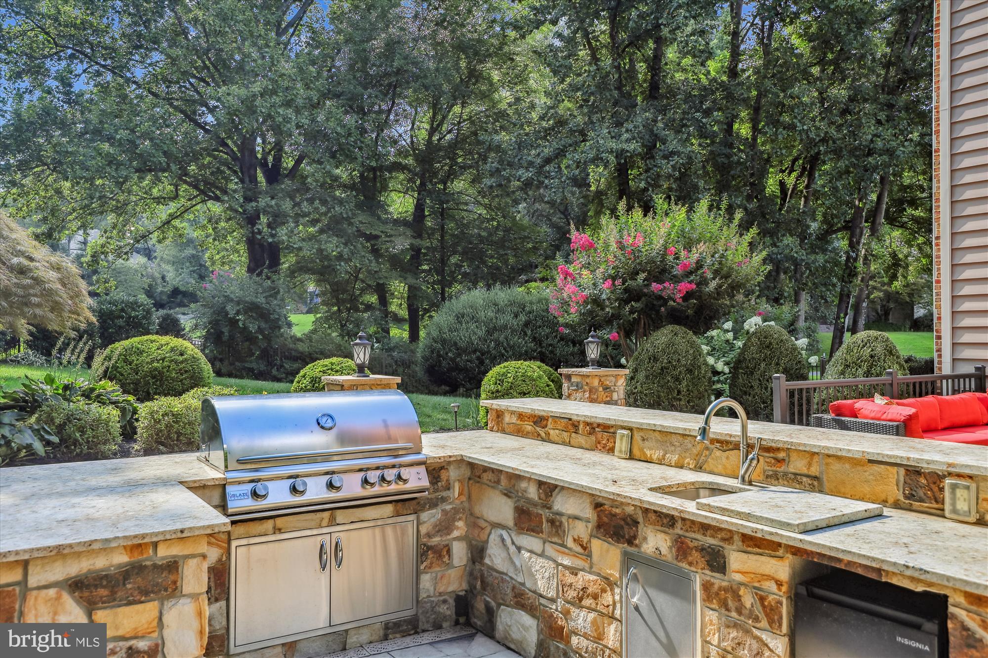 FOX DEN ESTATES - Residential