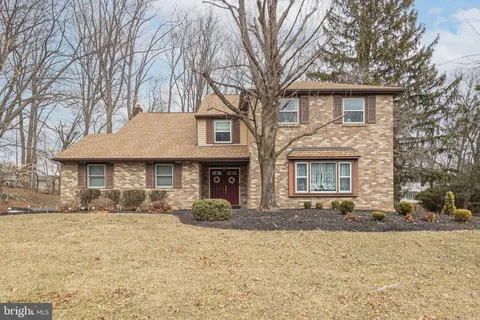 1092 Glen Oak Drive, Yardley, PA 19067 - #: PABU2087086