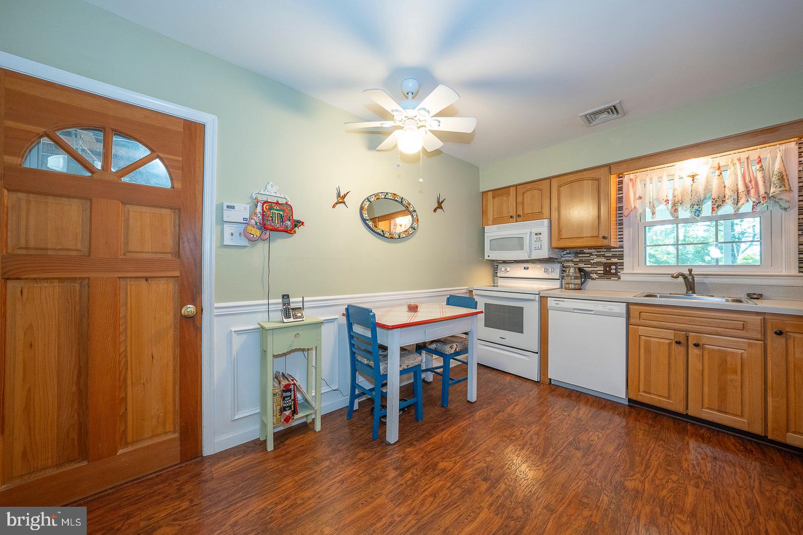 FALLOWFIELD FARMS - Residential