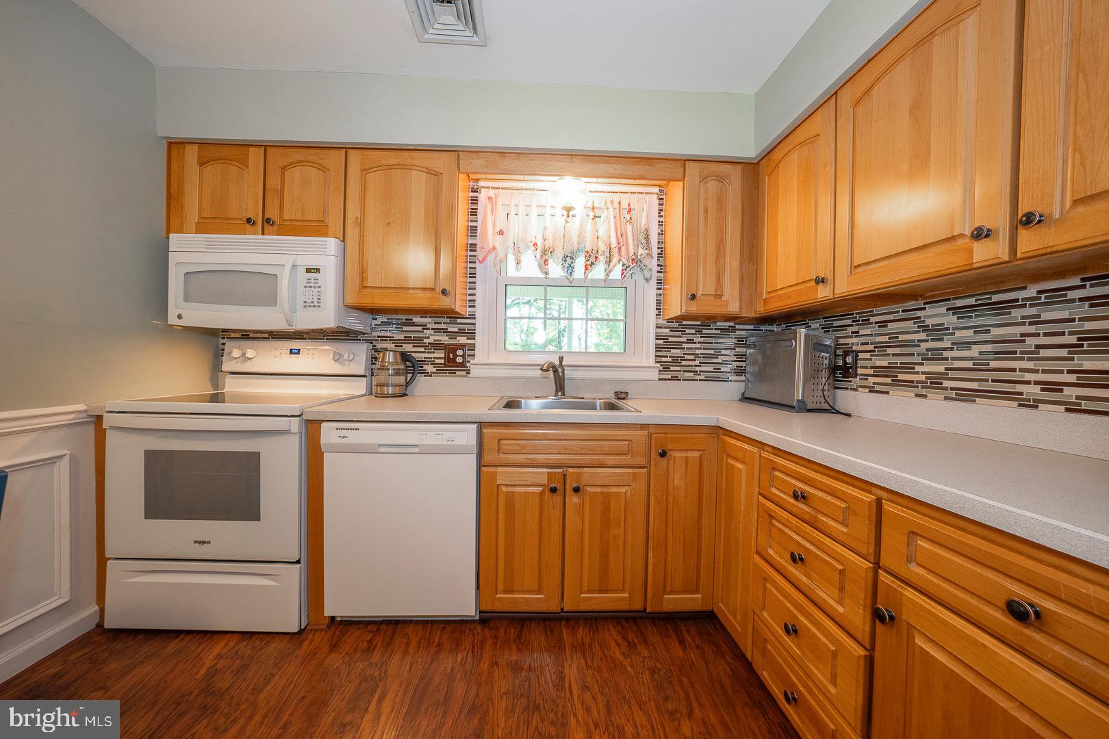 FALLOWFIELD FARMS - Residential