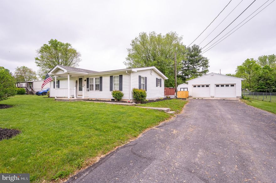 One level living, rancher home with 3 bedrooms and 1 large full bath with open living space.   You will love the oversized rear deck and the level fully fenced rear yard great for family or the animals.  Shed for additional storeage and an oversized 2 car garage.  Great location close to VA line and schools.  Come check it out before it sold!