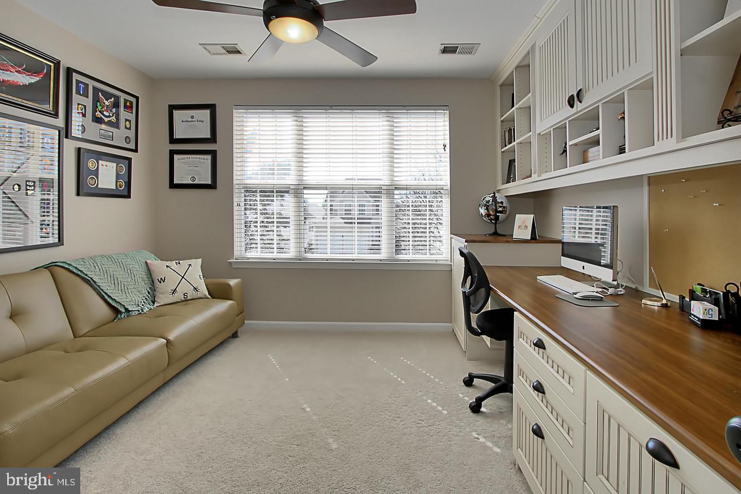 PRINCETON WOODS - Residential