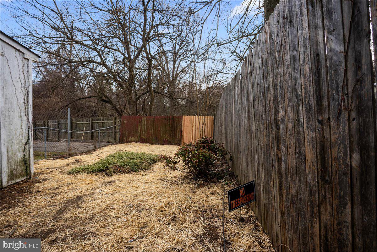 WARFIELD CONDOMINIUMS - Residential