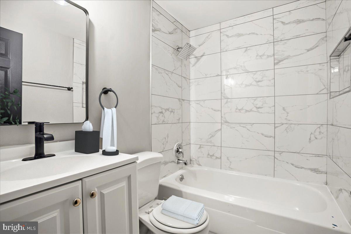 WARFIELD CONDOMINIUMS - Residential