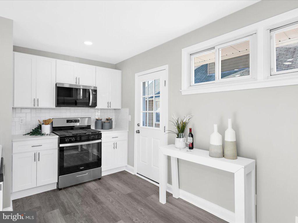 ARBUTUS TERRACE - Residential