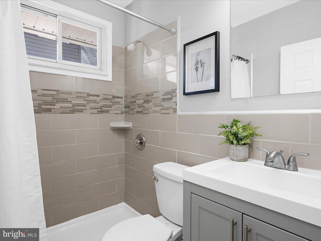 ARBUTUS TERRACE - Residential