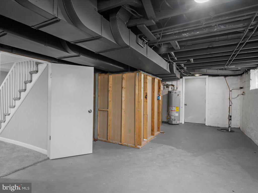 ARBUTUS TERRACE - Residential