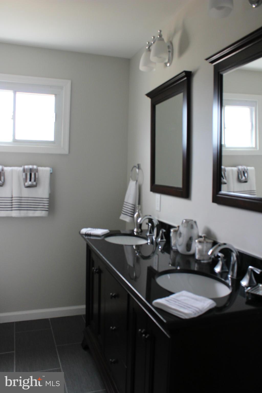 THE HIGHLANDS - Residential