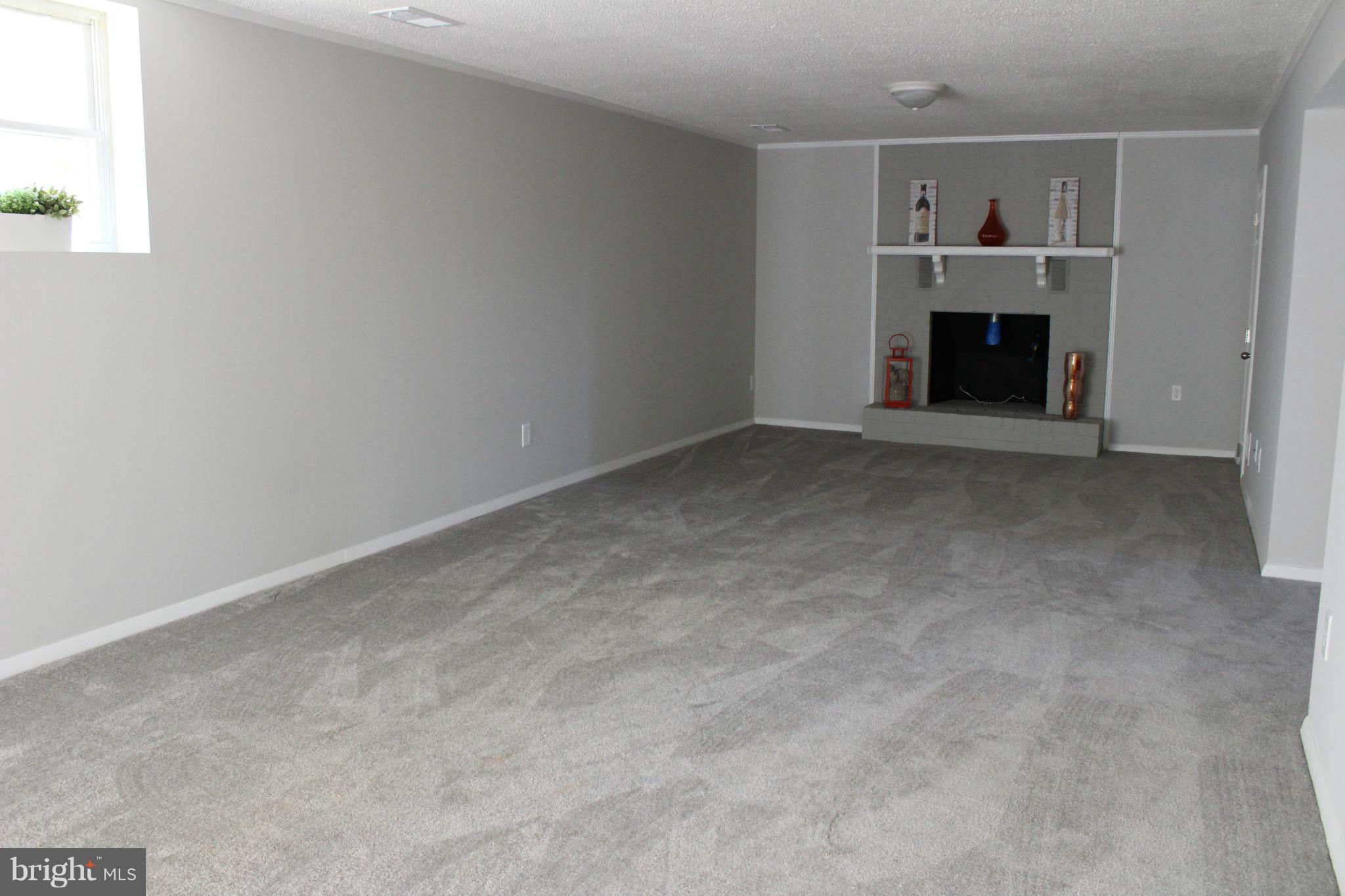 THE HIGHLANDS - Residential