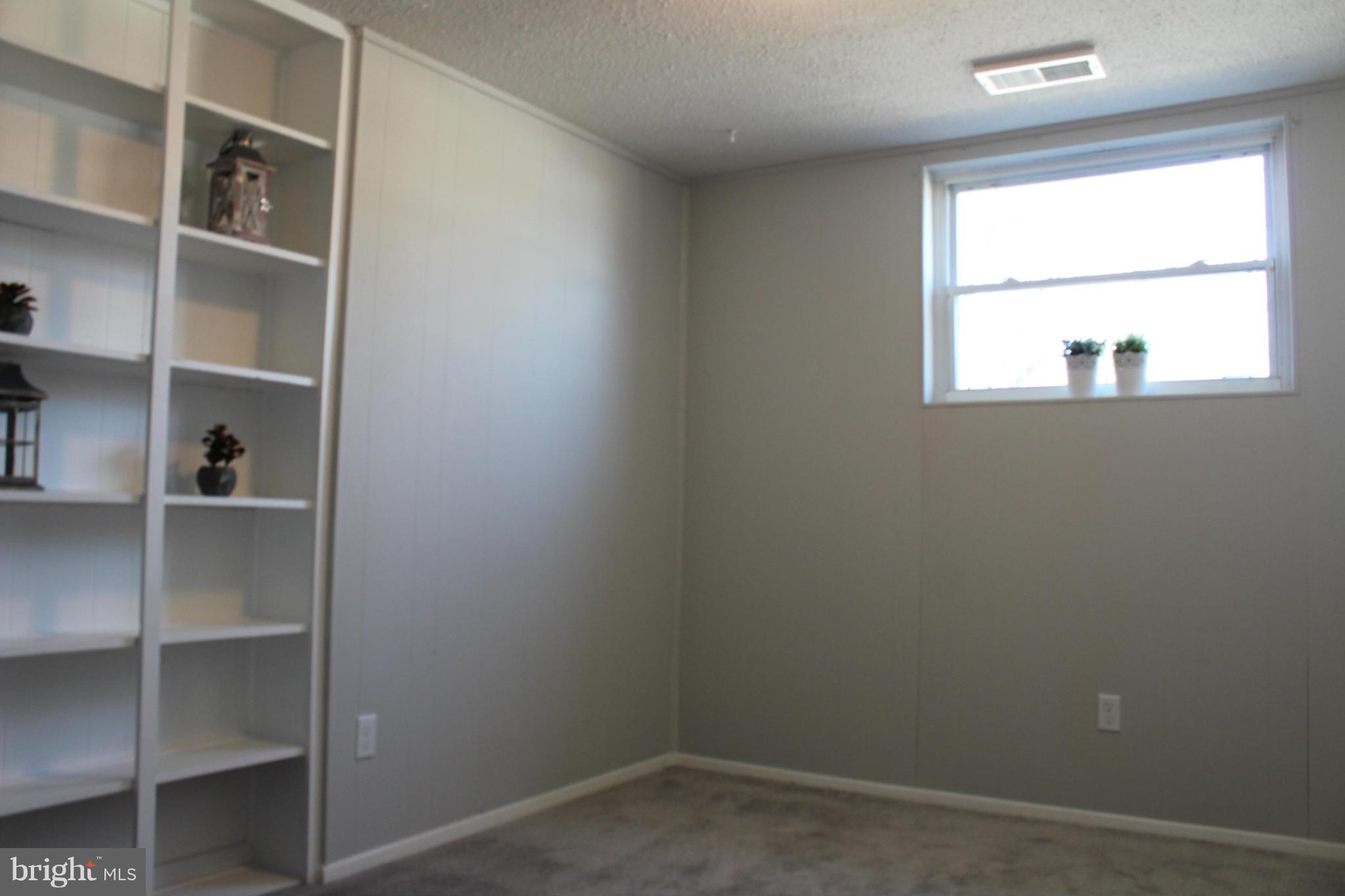 THE HIGHLANDS - Residential