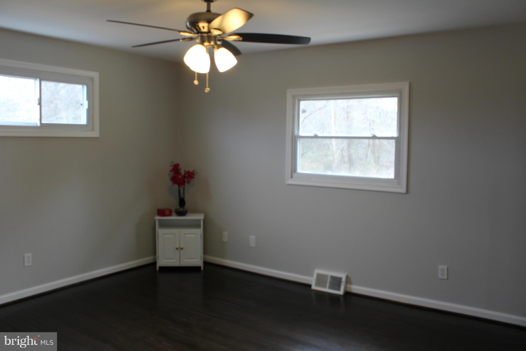 THE HIGHLANDS - Residential