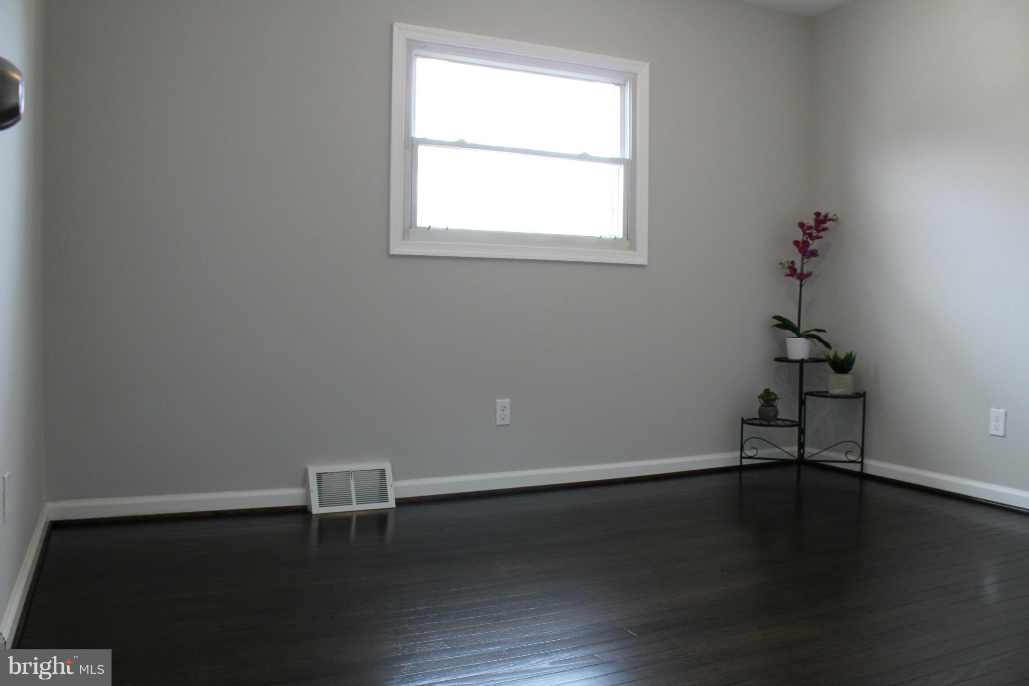 THE HIGHLANDS - Residential