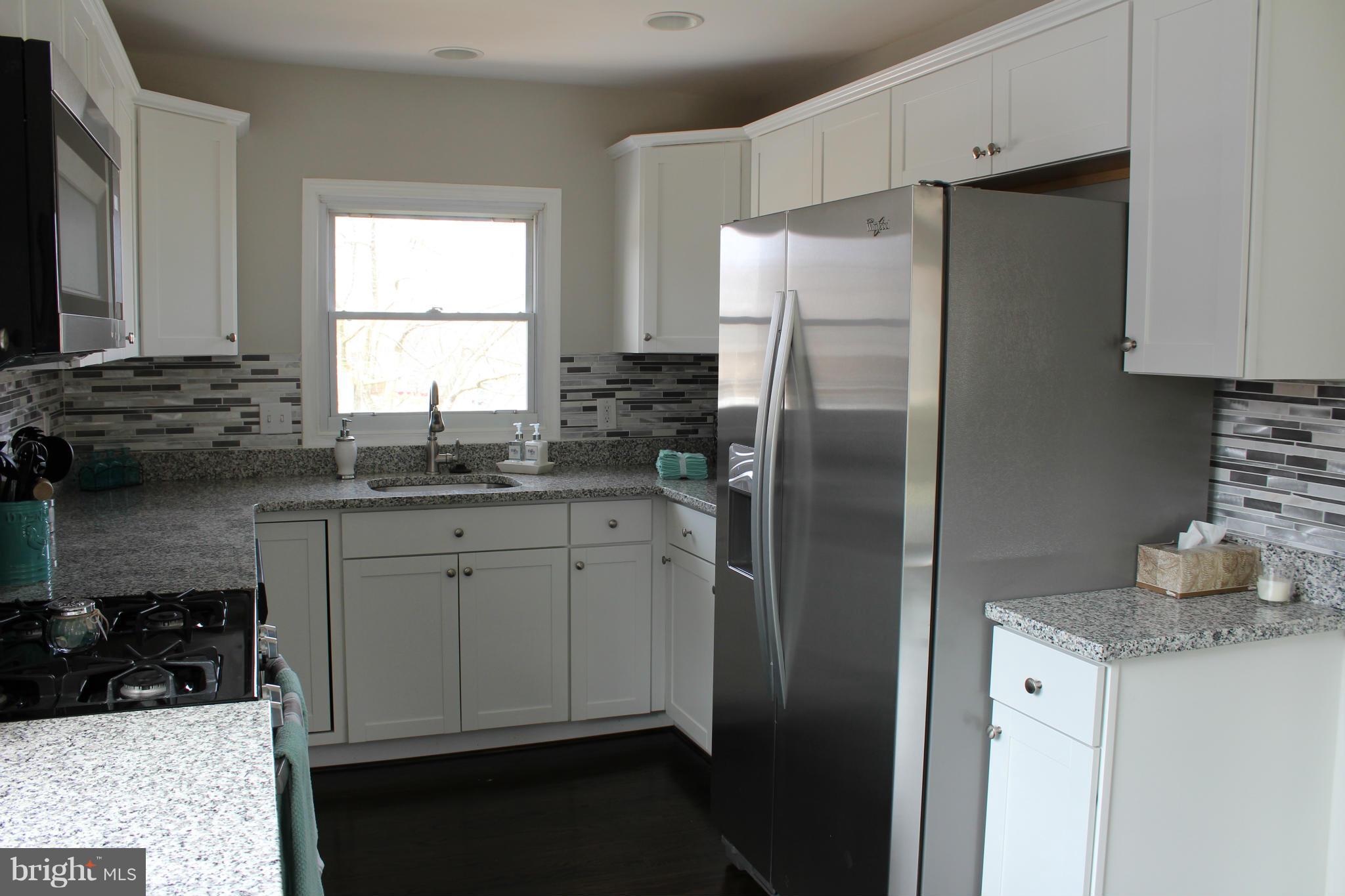 THE HIGHLANDS - Residential