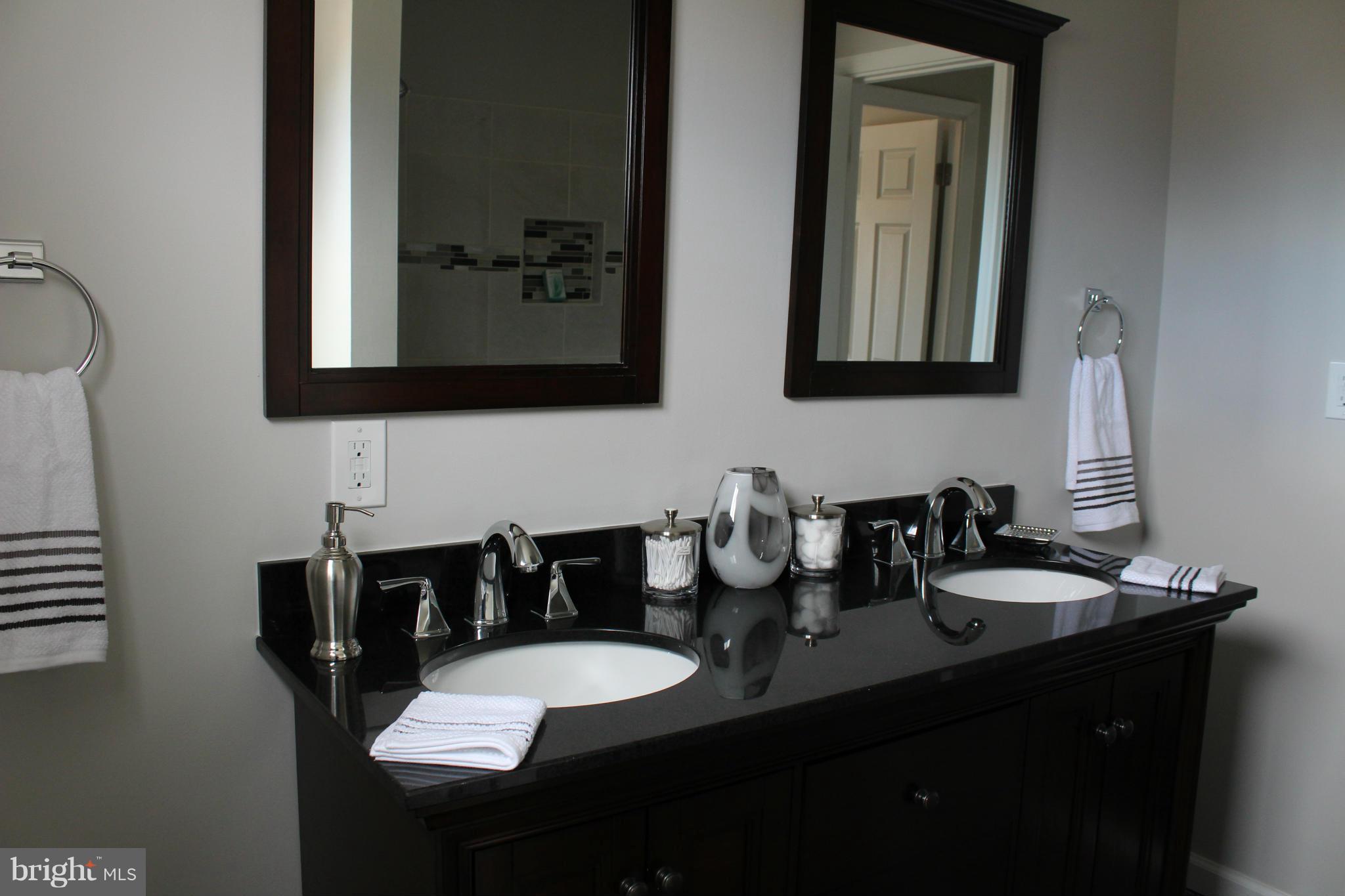 THE HIGHLANDS - Residential