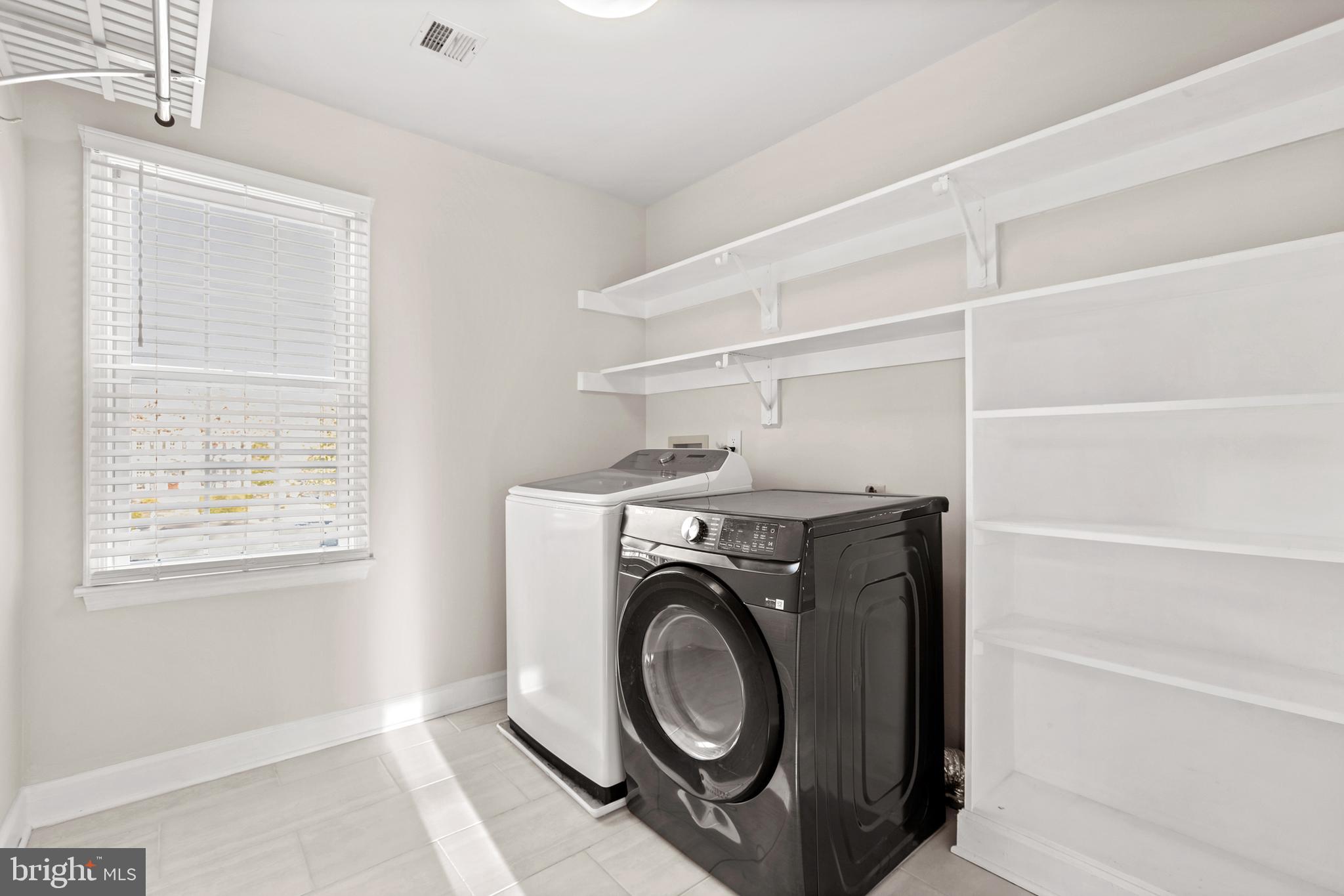 LEAVELLS CROSSING - Residential