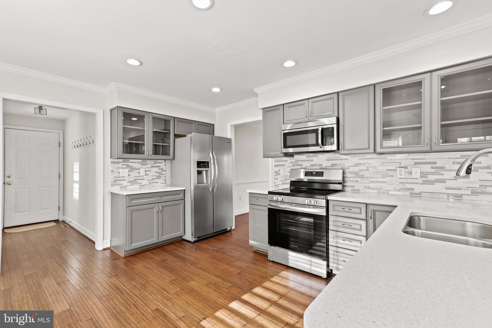 LEAVELLS CROSSING - Residential