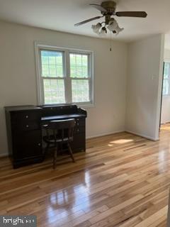 HOOT N HOLLOW - Residential Lease