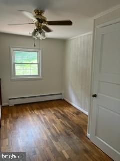 HOOT N HOLLOW - Residential Lease