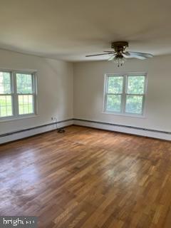 HOOT N HOLLOW - Residential Lease