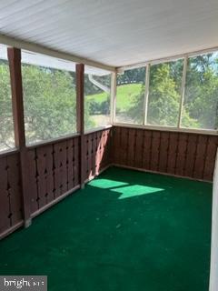 HOOT N HOLLOW - Residential Lease