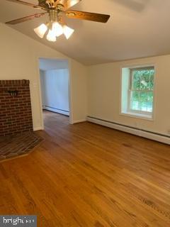 HOOT N HOLLOW - Residential Lease