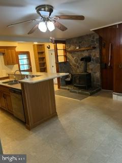 HOOT N HOLLOW - Residential Lease