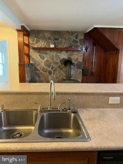 HOOT N HOLLOW - Residential Lease