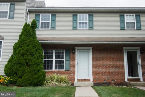 Townhouse For Sale - 2906 Marvin Drive<br/> READING, PA 19608