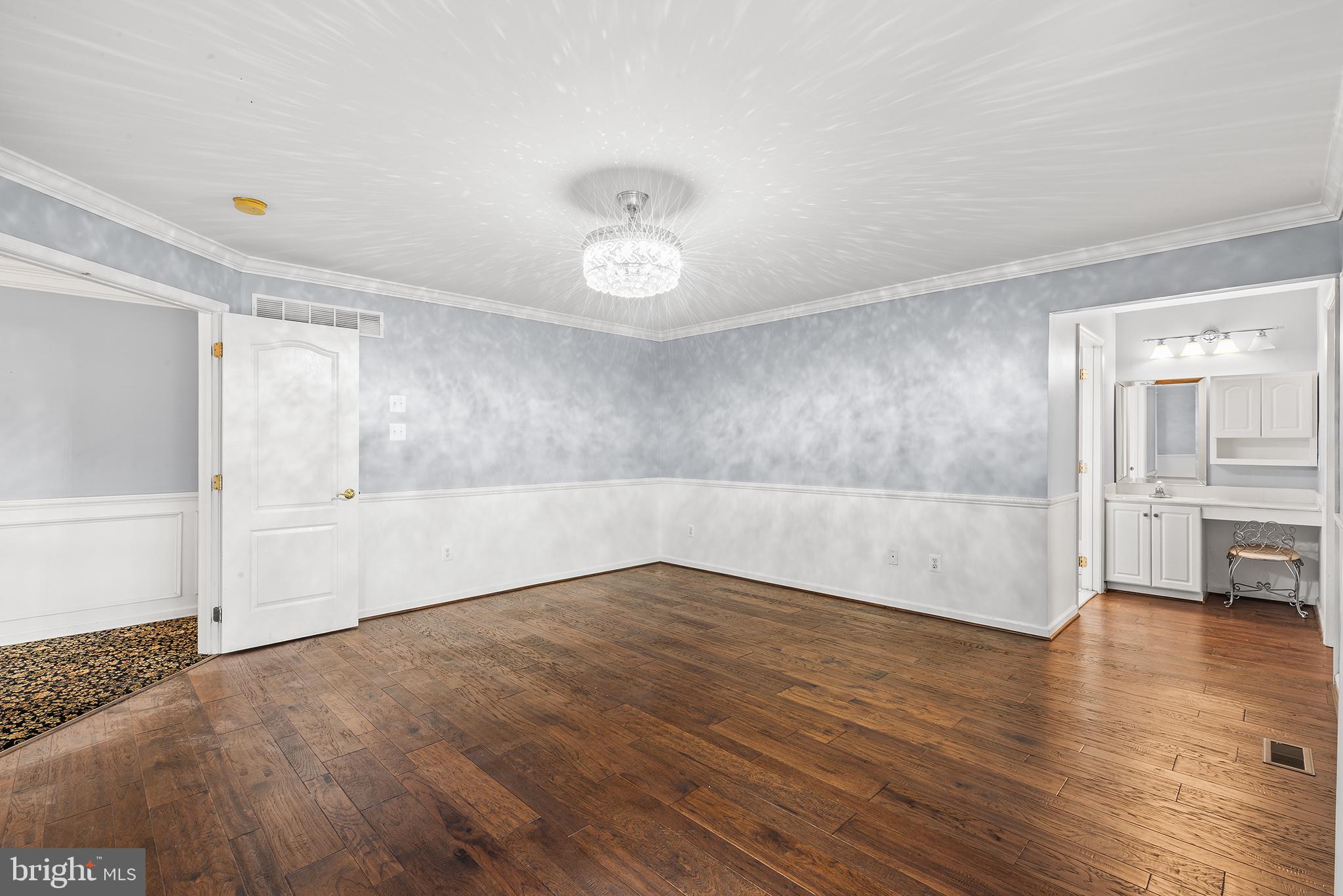 PROVIDENCE OAKS - Residential