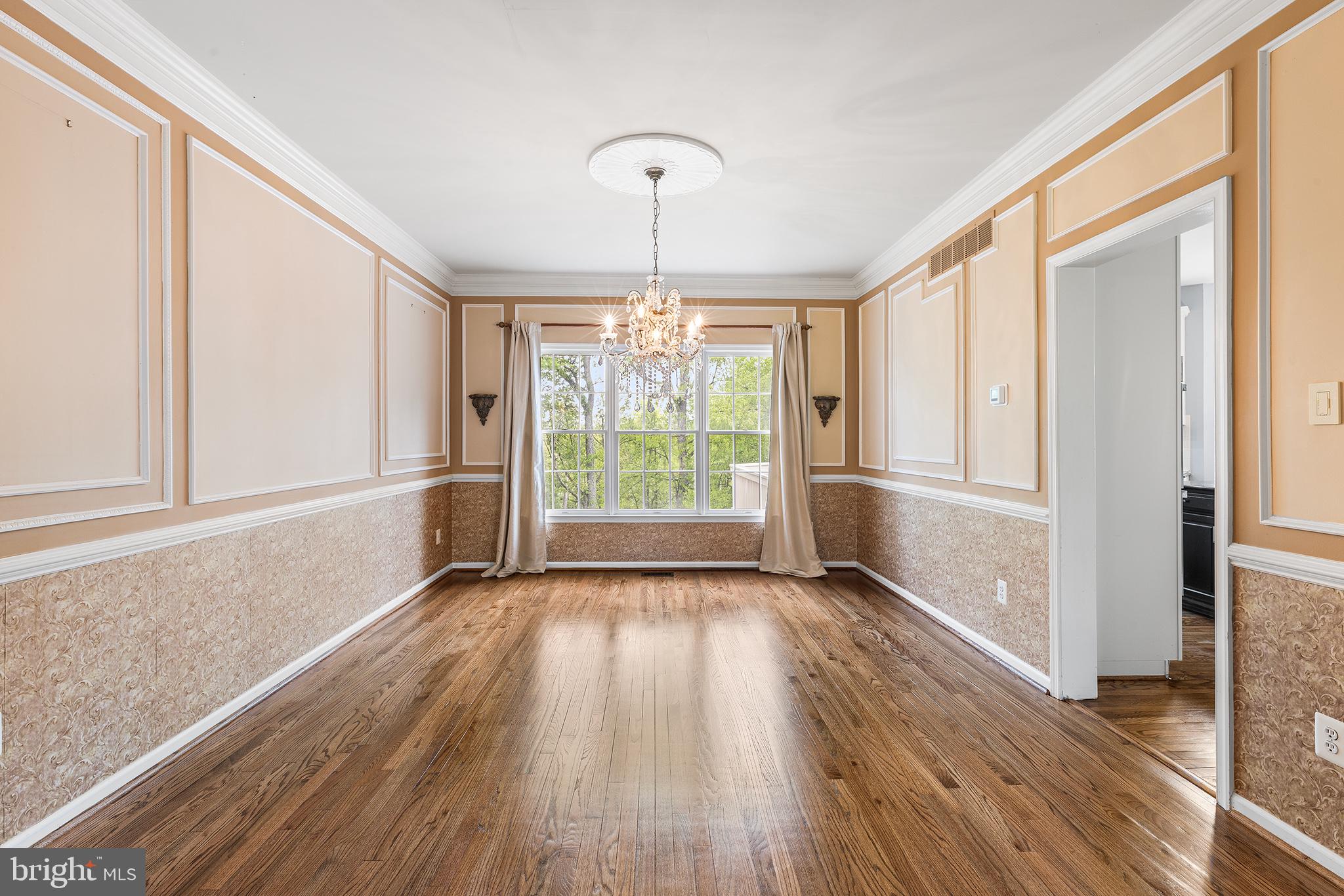 PROVIDENCE OAKS - Residential