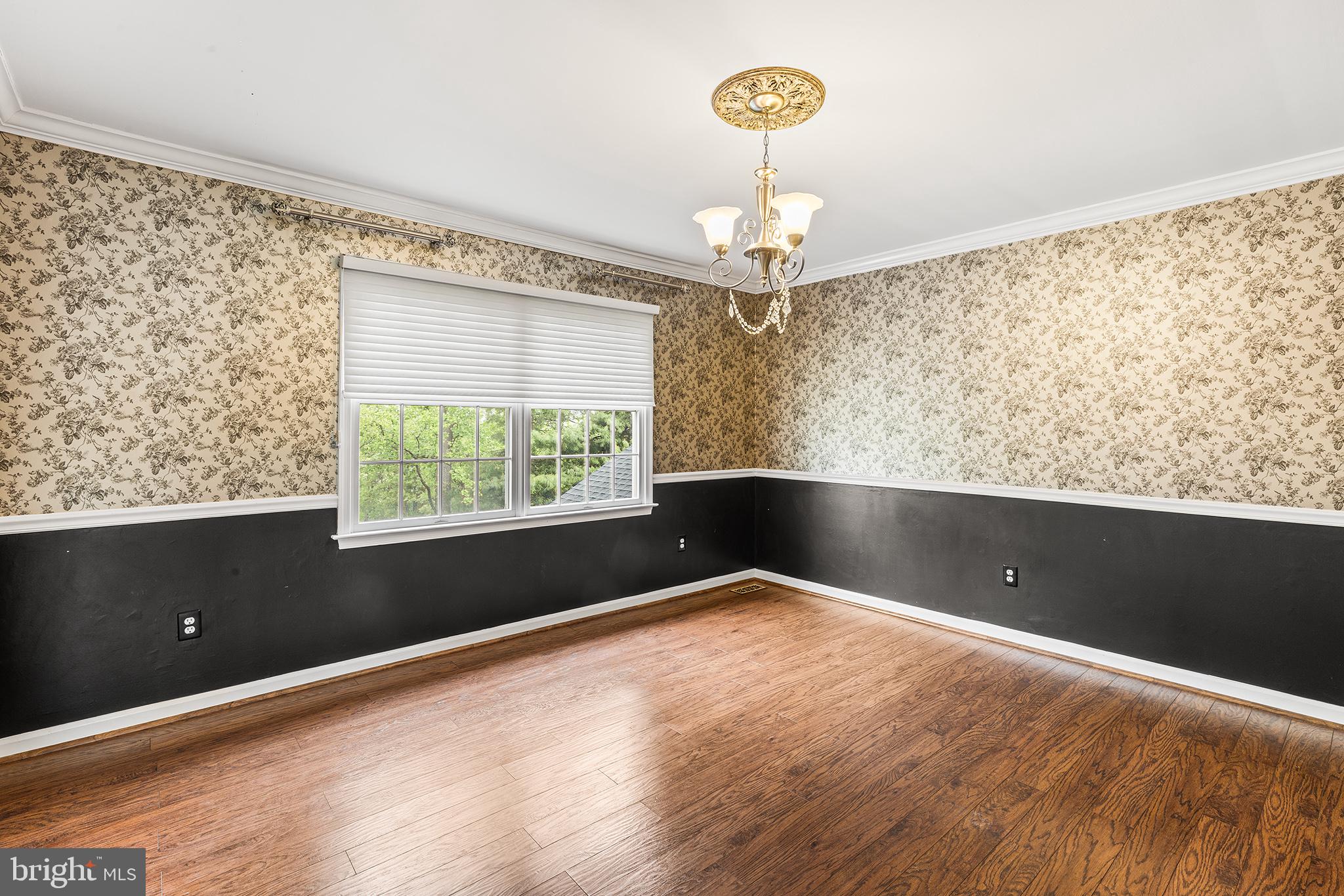PROVIDENCE OAKS - Residential