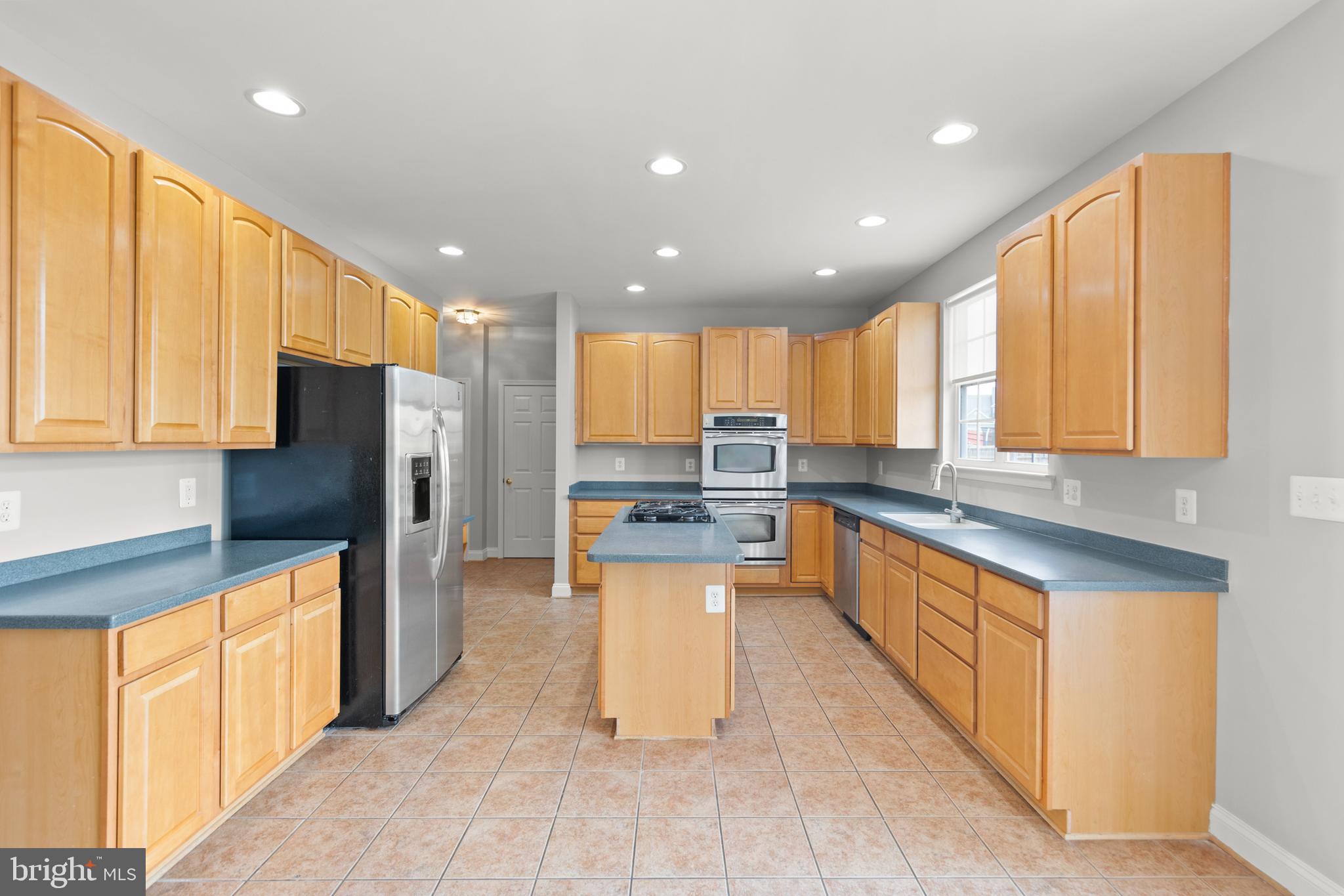 FIELDSTONE - Residential