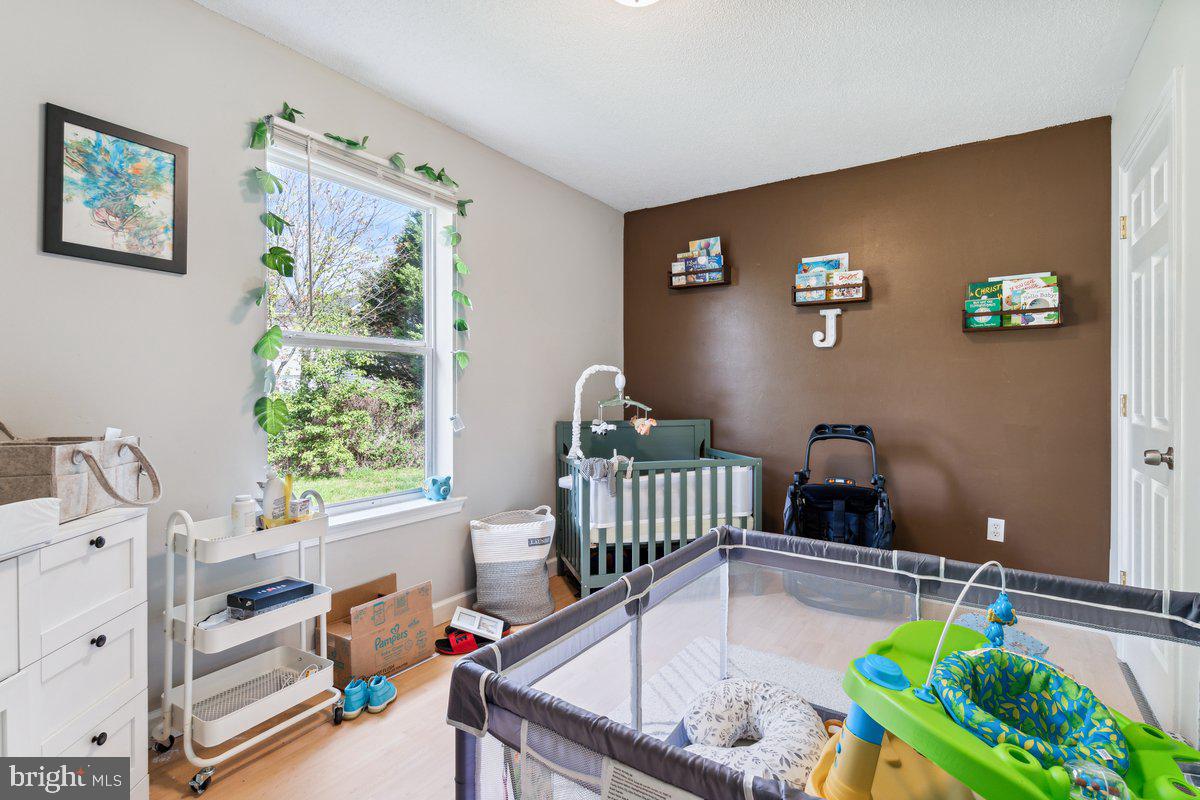 SPRINGFIELD VILLAGE - Residential