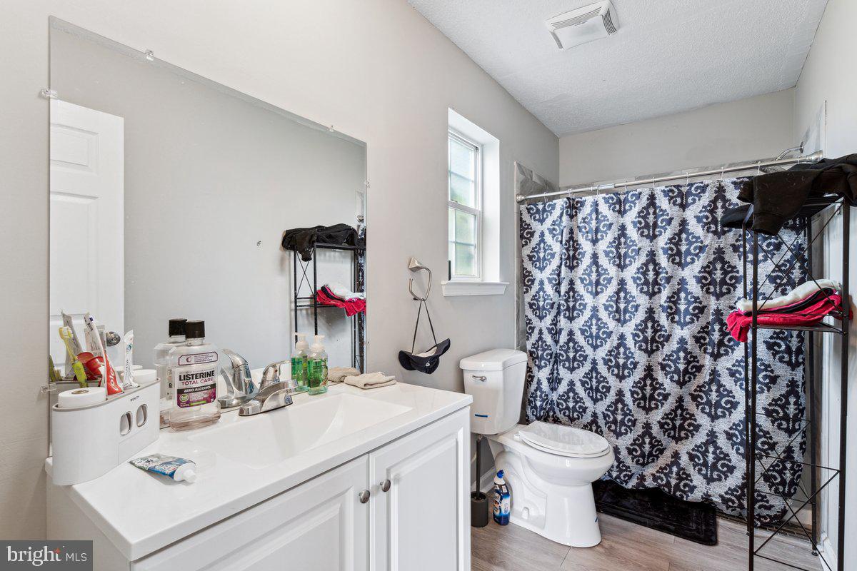 SPRINGFIELD VILLAGE - Residential