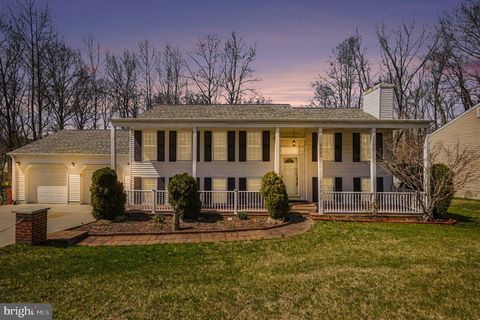 Photo of 9422 Gunview Road, BALTIMORE, MD 21236 (MLS # MDBC2157532)