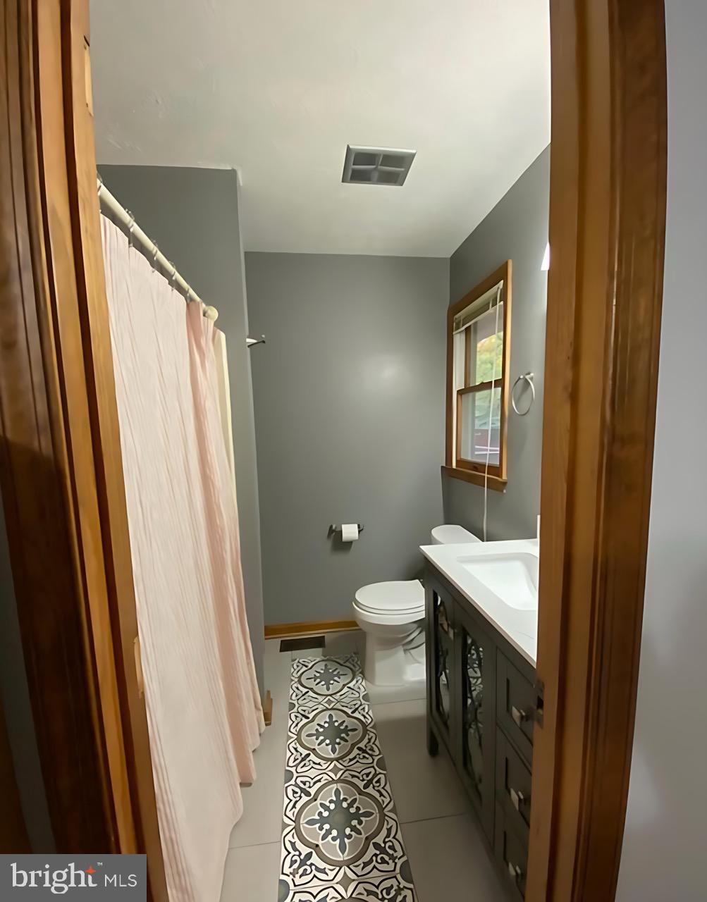 LAUREL BRANCH - Residential Lease