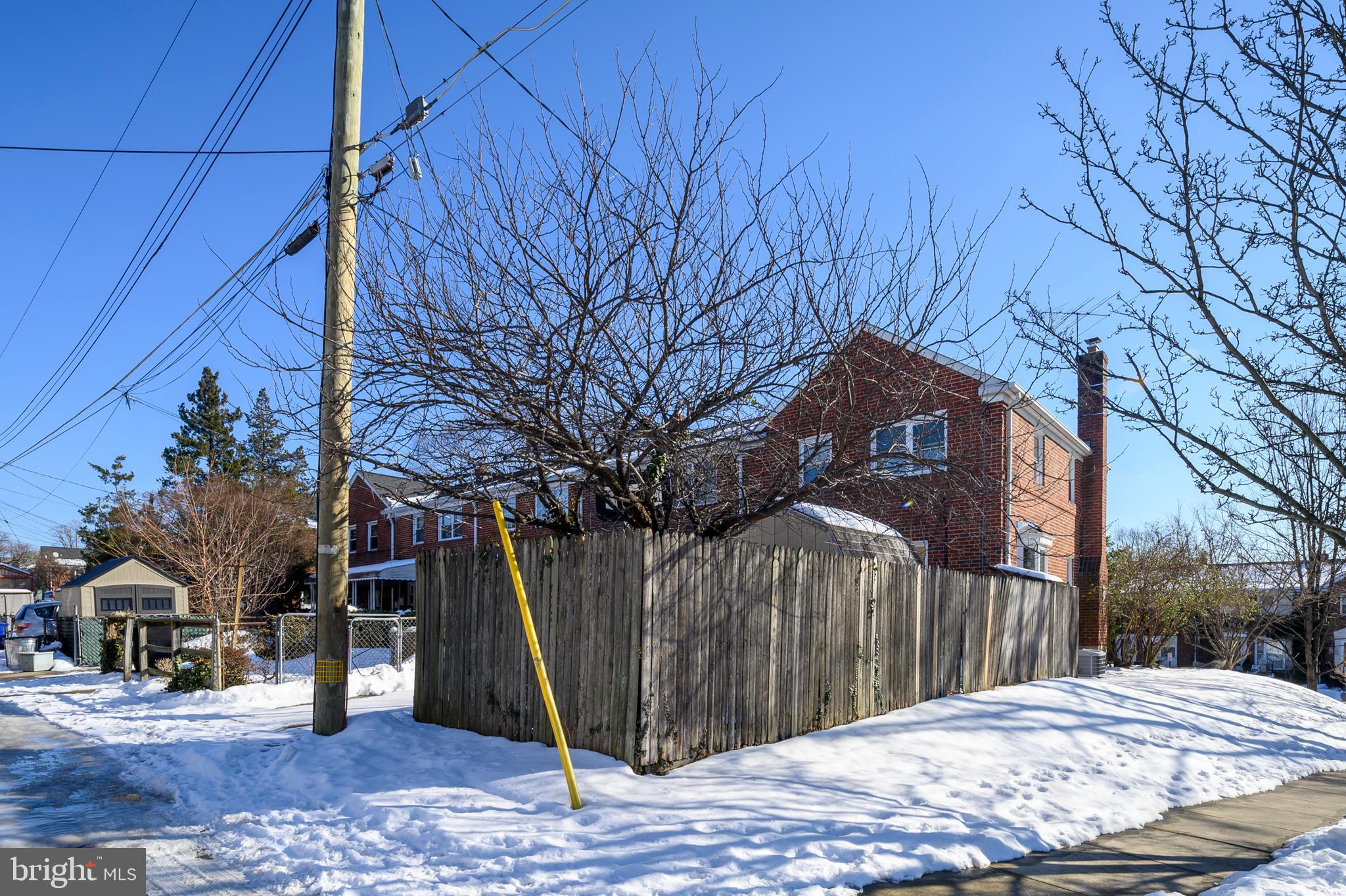 SHADY NOOK - Residential Lease