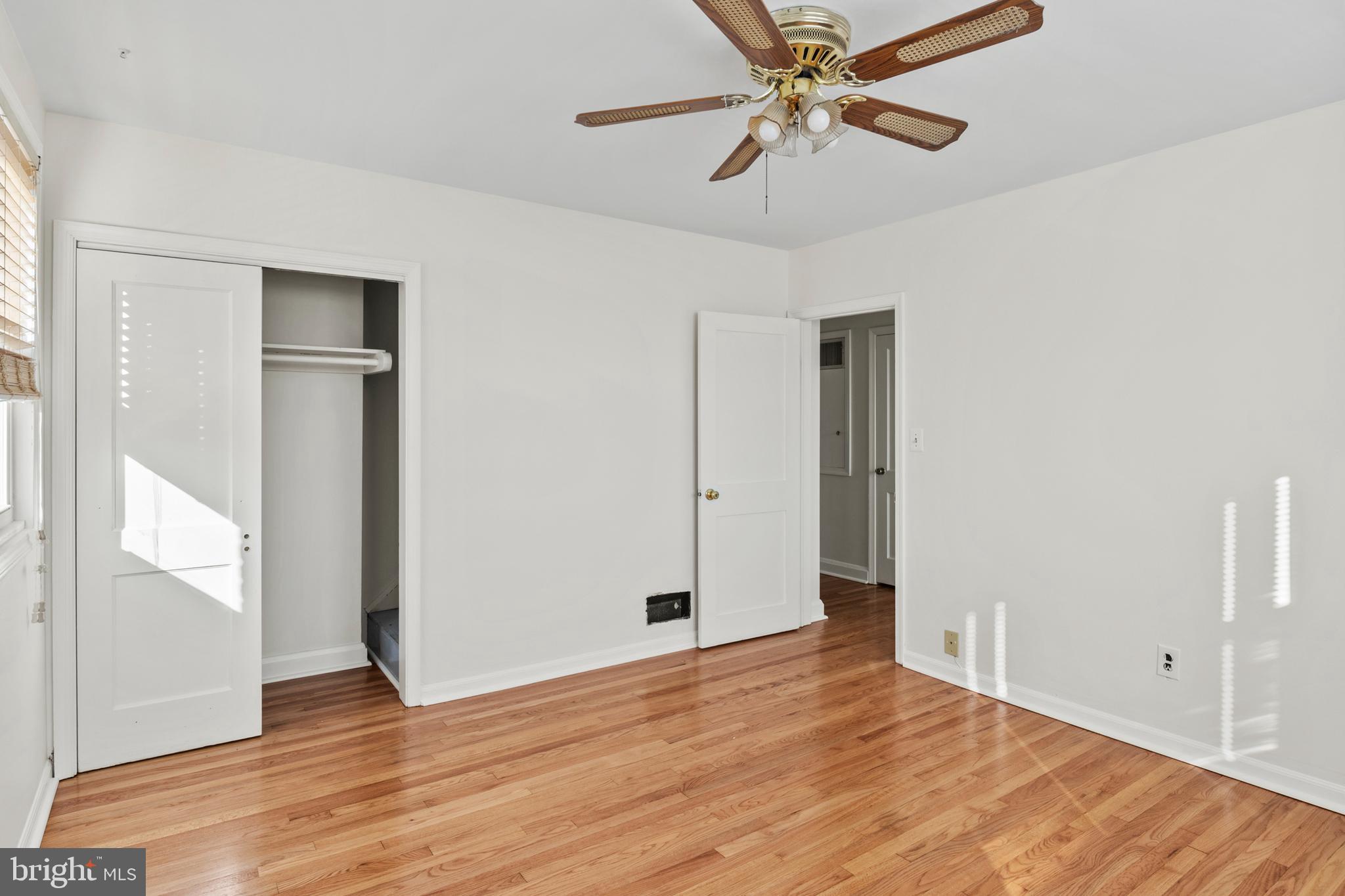 SHADY NOOK - Residential Lease