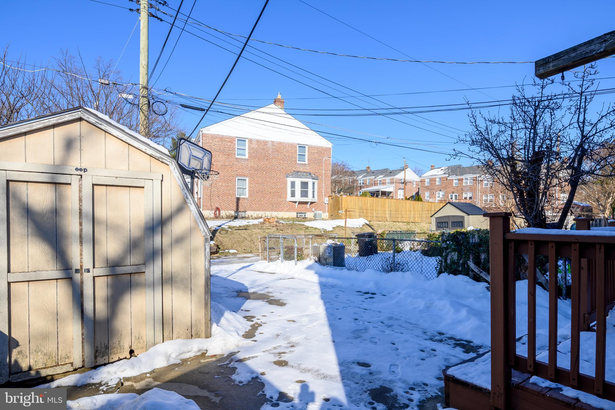 SHADY NOOK - Residential Lease