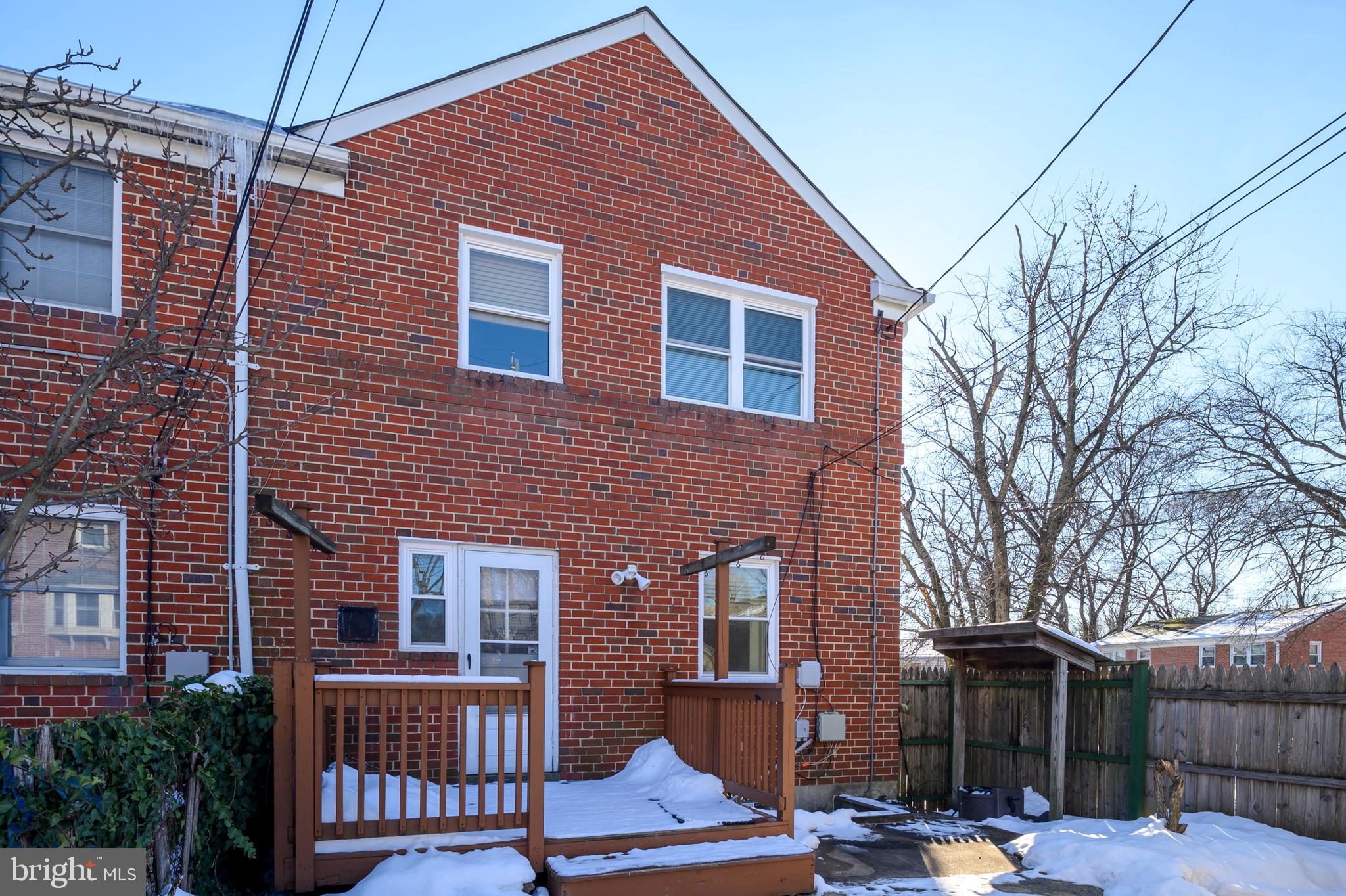 SHADY NOOK - Residential Lease