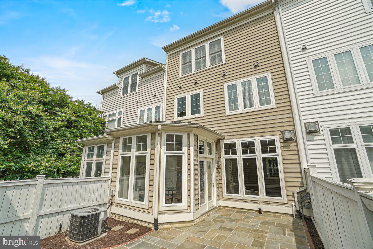 KING FARM BAILEYS COMMON - Residential