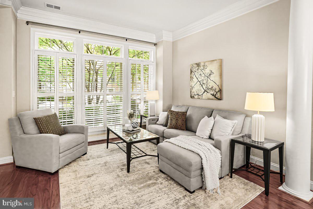 KING FARM BAILEYS COMMON - Residential