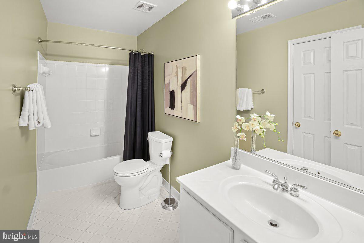 KING FARM BAILEYS COMMON - Residential