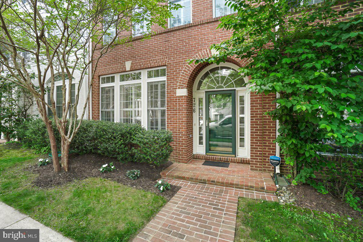 726 RIDGEMONT AVENUE