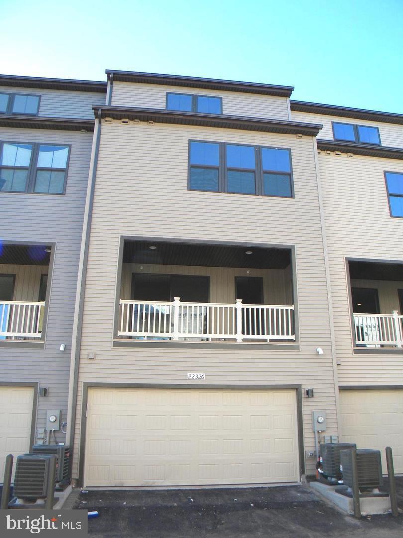 WESTMOORE - Residential Lease