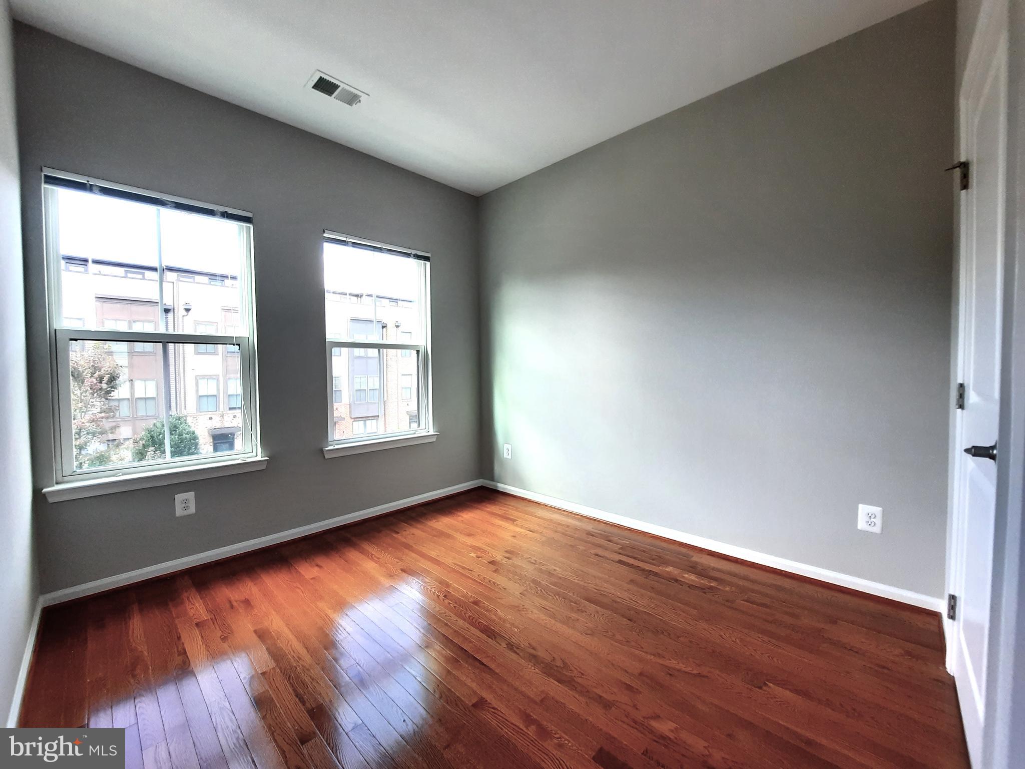 WESTMOORE - Residential Lease